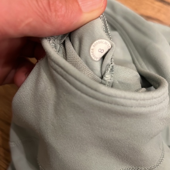 Lululemon align tank top size 8 - Picture 3 of 3
